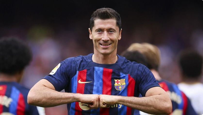 Sport.es: Barcelona considera três atacantes como substitutos de Lewandowski