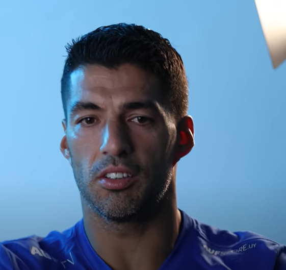 Luis Suárez marca coletiva para confirmar despedida da seleção Uruguaia