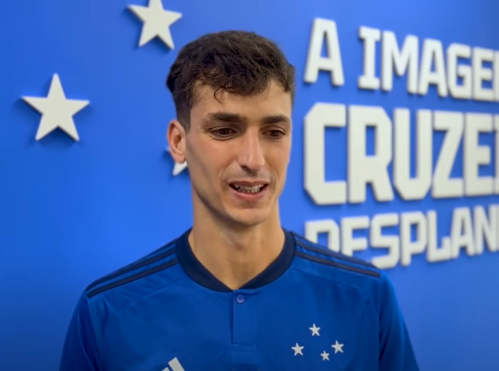 Dinenno, do Cruzeiro, sofre grave lesão e está fora da temporada