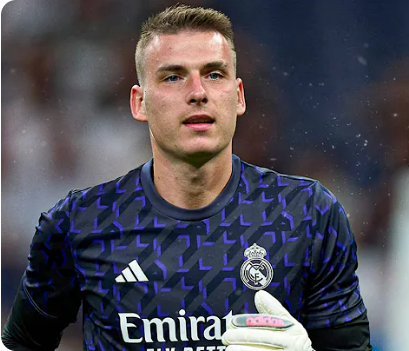 Real Madrid e Lunin chegam a acordo e acertam renovação