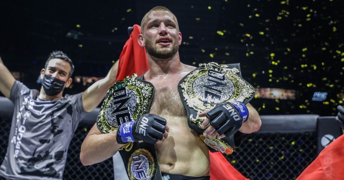 De Ridder Warns Fighters Against Signing with ONE Championship: A Bad Mistake