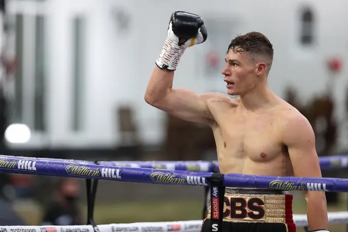 Billam-Smith Defeats Okolie to Become WBO Cruiserweight Champion