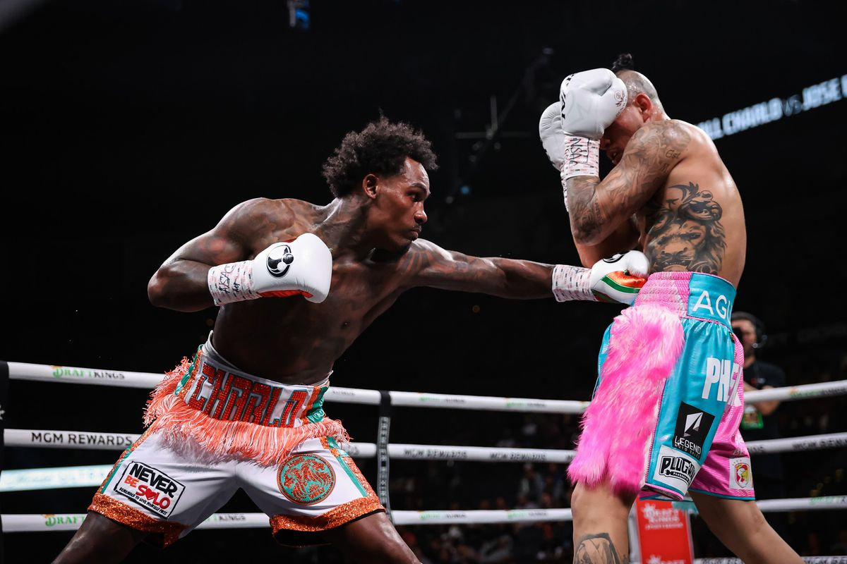 WBC Champion Jermall Charlo Defeats Jose Benavidez