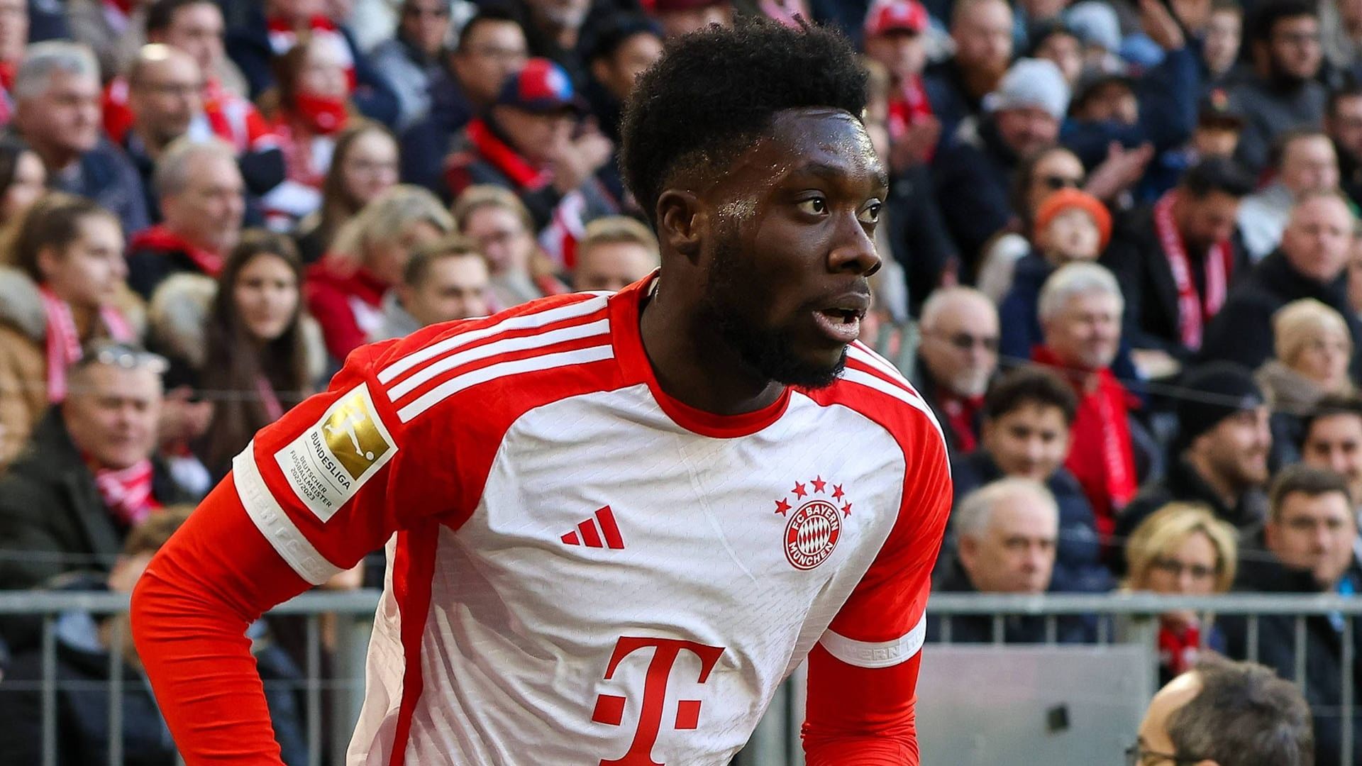 Bayern Munich Could Put Alphonso Davies Up For Transfer Next Week