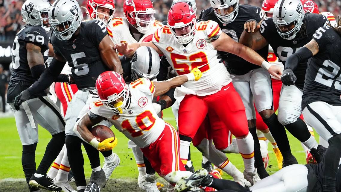 Kansas City Chiefs vs Las Vegas Raiders Prediction, Betting Tips & Odds │25 DECEMBER, 2023