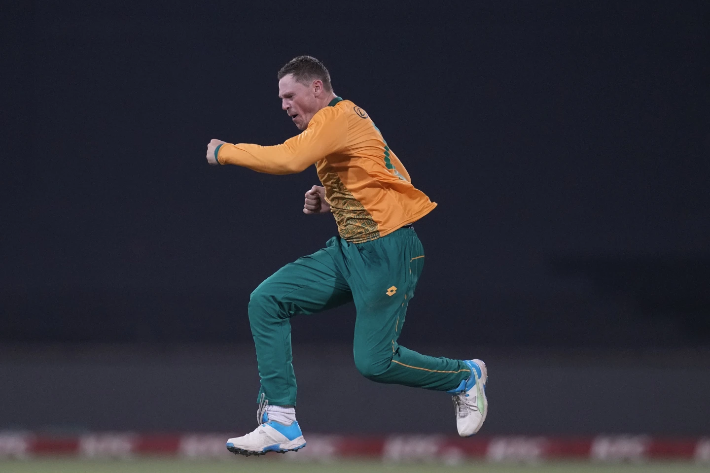 Linde Shines with Man of the Match Performance as Proteas Take Series Lead