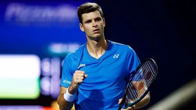 Hubert Hurkacz vs Frances Tiafoe Pronóstico, Apuestas y Cuotas│17 de agosto de 2024