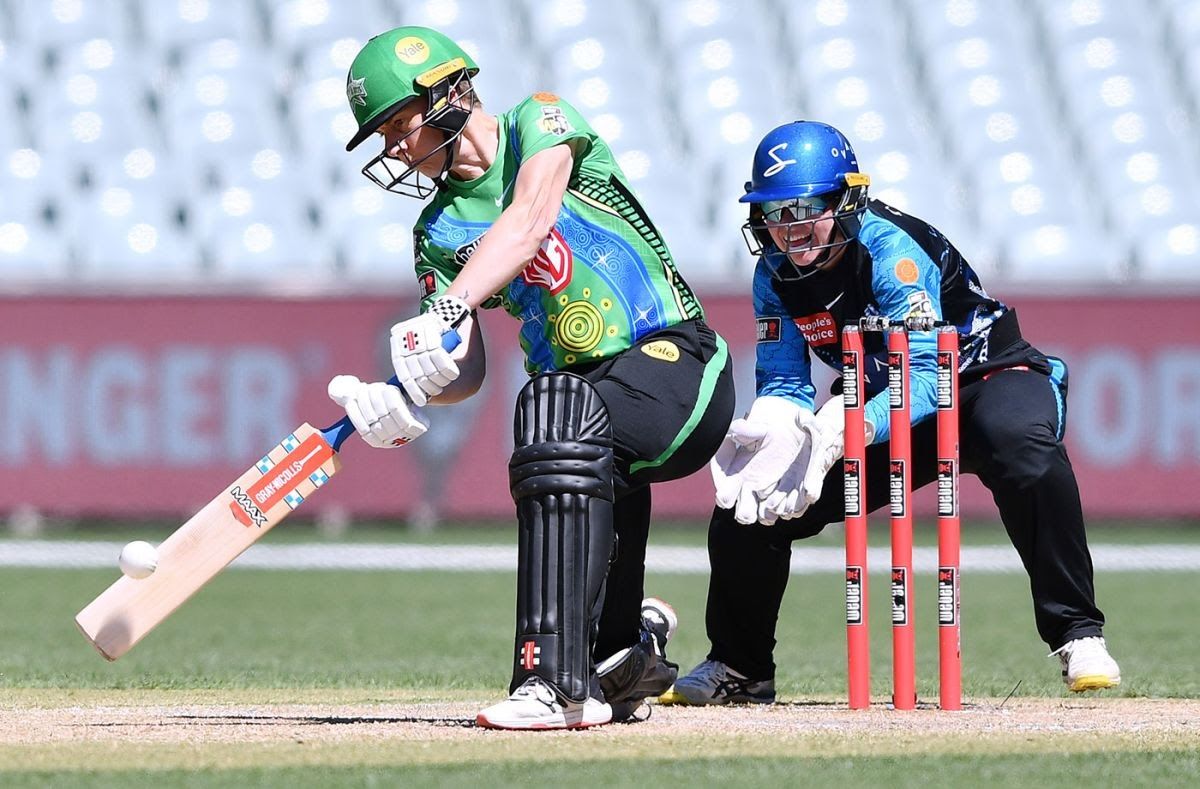 WBBL: Valiant Villani hundred guides Stars 